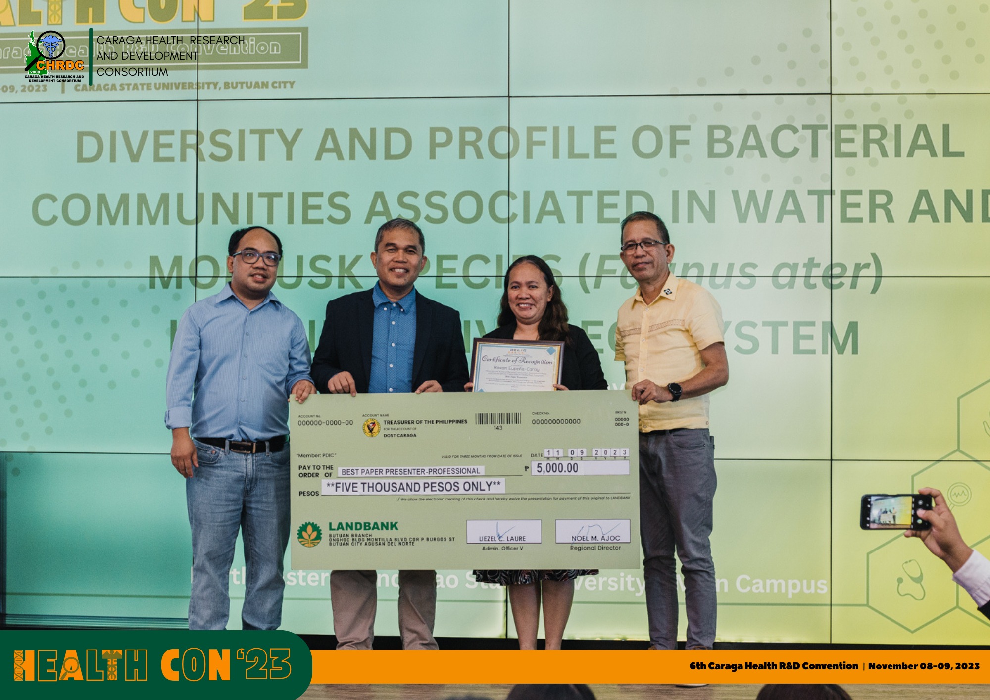 𝗛𝗔𝗧𝗦 𝗢𝗙𝗙 to the outstanding winners of the Oral Health Research Paper Presentation (Professional) at Health Con '23.